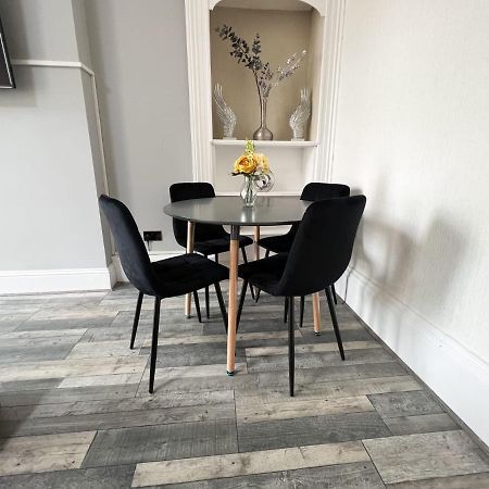 Premium 2Br Flat In The City Centre Glasgow Exterior photo